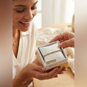 ✨ Michael Kors Gold Pavé Crystal Beaded Bracelet — NWT | One Size